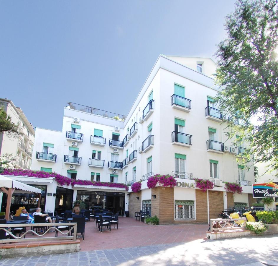 Hotel Ondina Cattolica Esterno foto